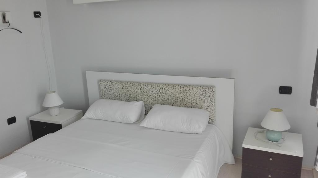 Hotel Albion Durrës Exterior foto